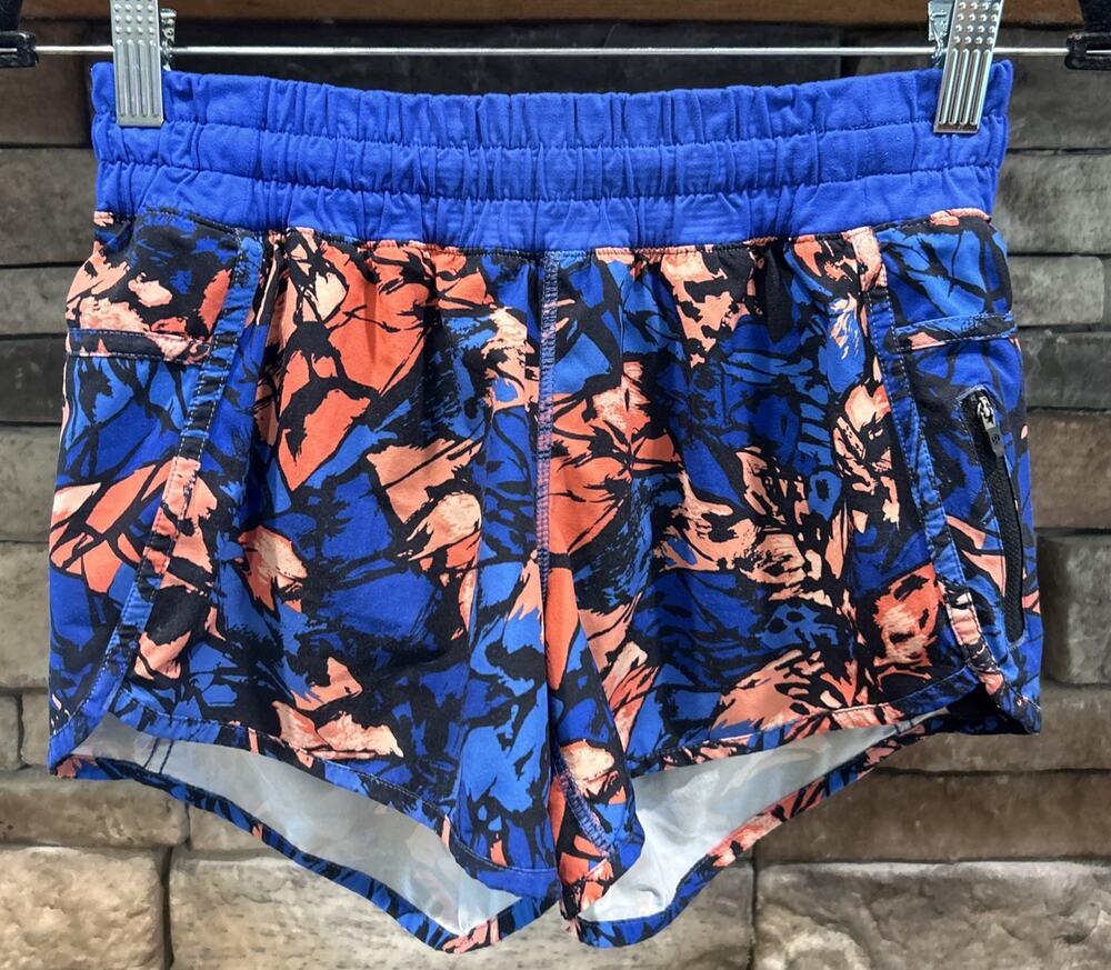 Women’s LULULEMON Tracker IV Paint Storm Harbor Blue Shorts Size 6 *A3